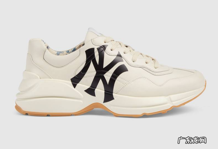 2019阿迪最火的鞋 2019最火男鞋推荐