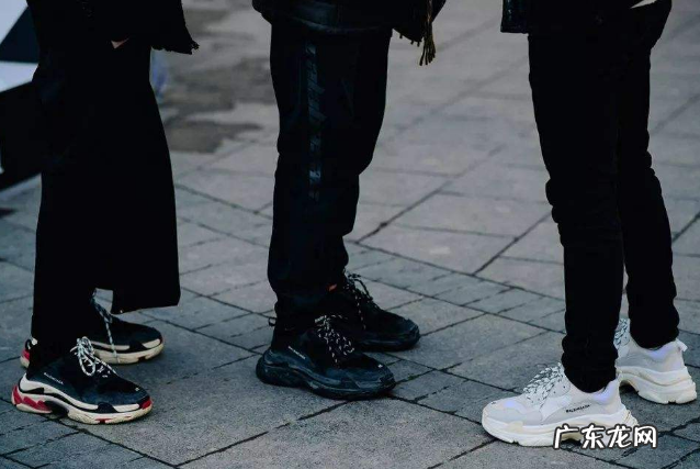 2019阿迪最火的鞋 2019最火男鞋推荐