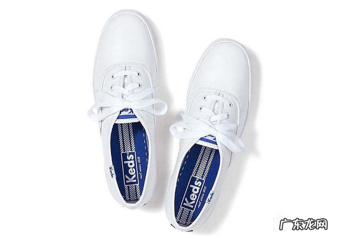 小白鞋女 女生小白鞋什么牌子好