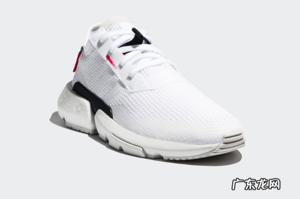 三叶草小白鞋有几款 三叶草十大好看的鞋