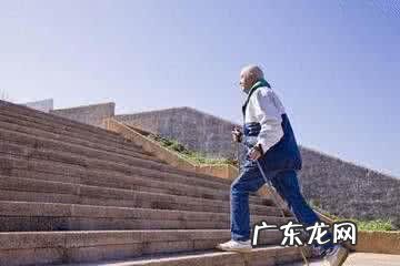 想减肥又没时间跑步,有哪种锻炼对场地没要求的运动?