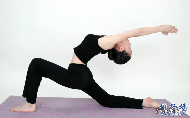 国内瑜伽服品牌 瑜珈服什么品牌的好?2018瑜伽服10大品牌排行榜