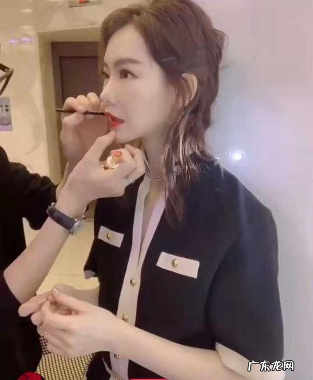 女生怎么把自己画得漂亮 如何把自己化得像一个韩国女孩?