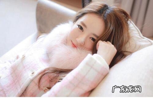 毛呢大衣怎么挂不变形 毛呢大衣怎么洗不变形,毛呢大衣变形后怎么办