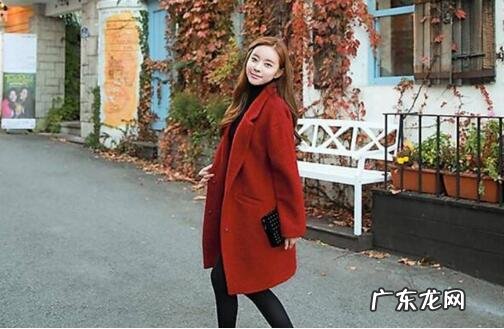 毛呢大衣怎么挂不变形 毛呢大衣怎么洗不变形,毛呢大衣变形后怎么办