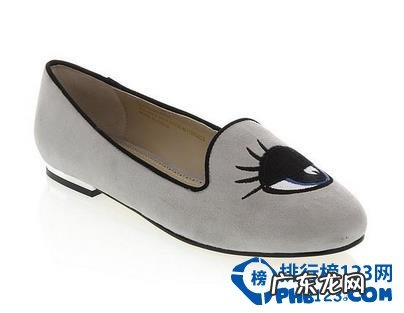 十大顶级奢侈品牌 十大不过时的时尚单品排行榜