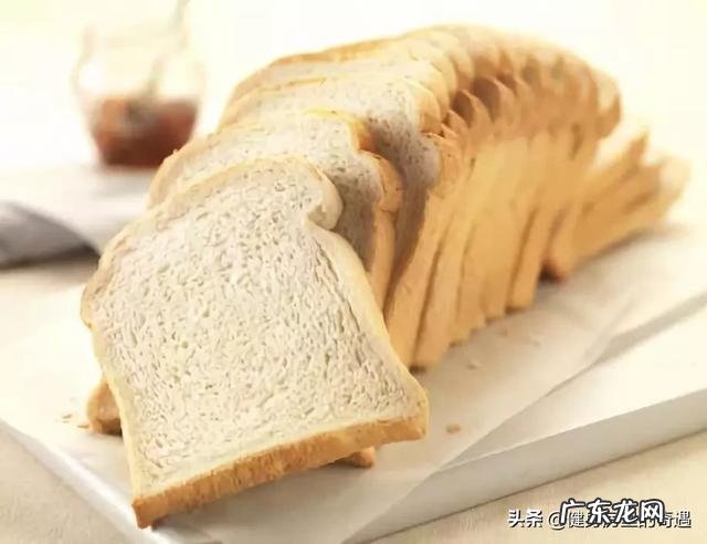 对于爱美正在减肥的女士来说,晚餐要不要吃主食?