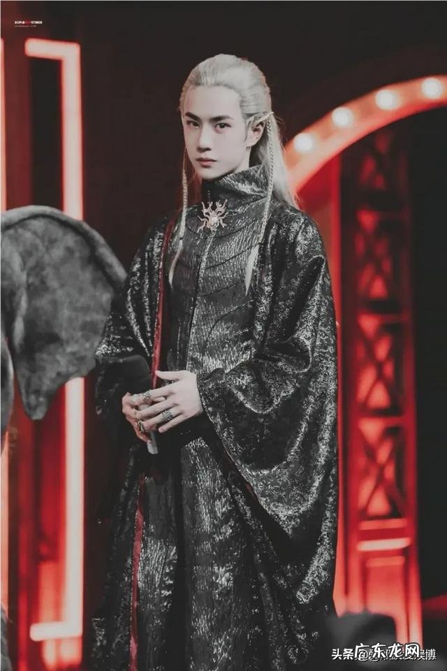 王一博身上有哪些优秀的品质让你喜欢上了他呢