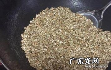 怎么制作茯苓薏米姜茶呢？