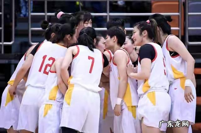 中国女篮再胜一场,就直通奥运会了,你有什么看法吗