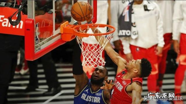 詹姆斯这种身高为什么在全明星赛上会被盖帽两次是速度跟不上吗