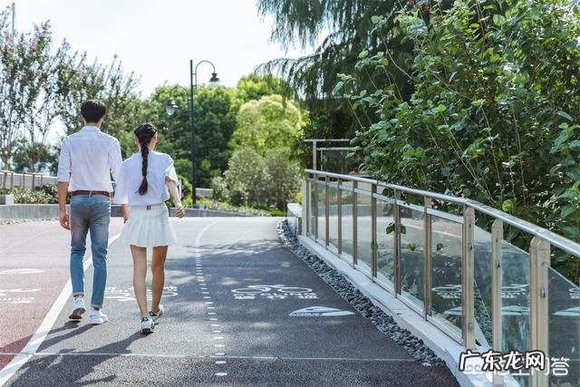 女人都爱干净吗从心眼里喜欢干净并且主动去打扫的有多少