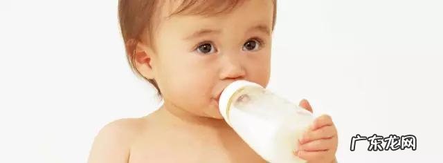 新生儿喝奶粉,用不用额外喝水
