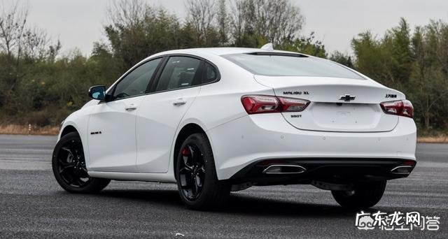 淘宝上两三百块的东西,和实体店四五百的质量差不多吗?