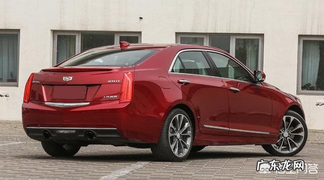 淘宝上两三百块的东西,和实体店四五百的质量差不多吗?