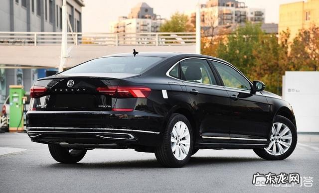 淘宝上两三百块的东西,和实体店四五百的质量差不多吗?