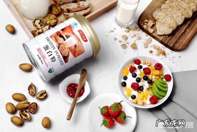 在日常生活中，健身小白如何补充蛋白质？