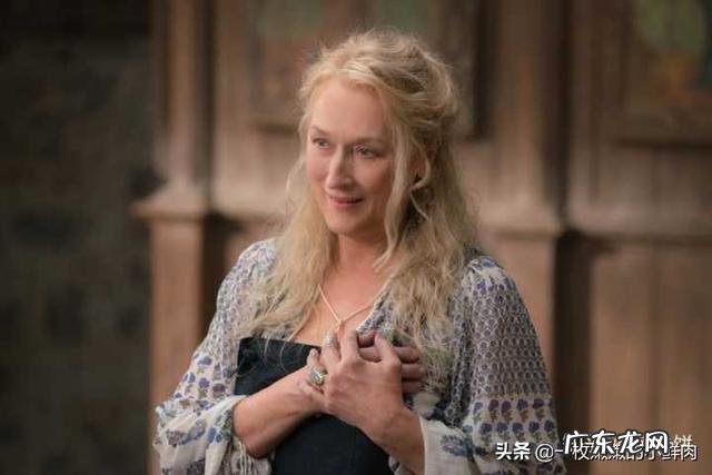 怎么评价电影《妈妈咪呀2》?