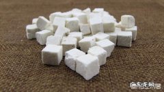 用伏苓、黄芪和薏米泡水喝，对身体有什么副作用？