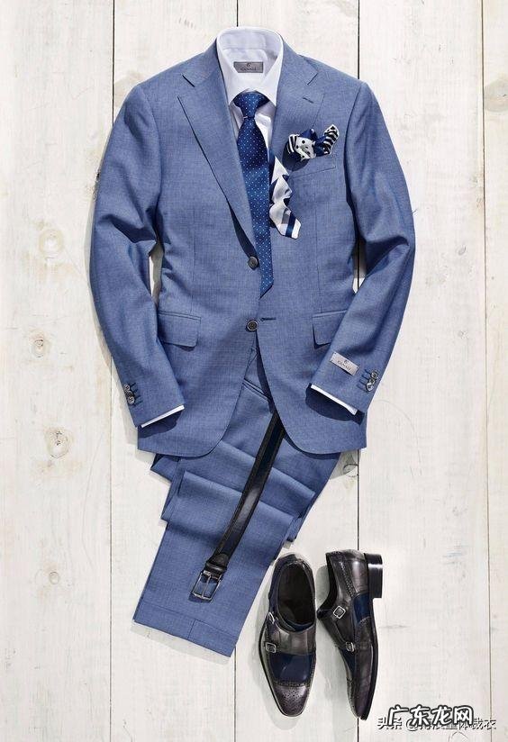 深色牛仔群配什么颜色的裤袜？