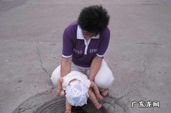 5岁宝宝排便要用尿不湿怎么办-2岁宝宝在尿不湿里大便怎么办