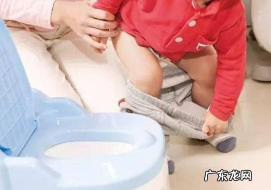 5岁宝宝排便要用尿不湿怎么办-2岁宝宝在尿不湿里大便怎么办