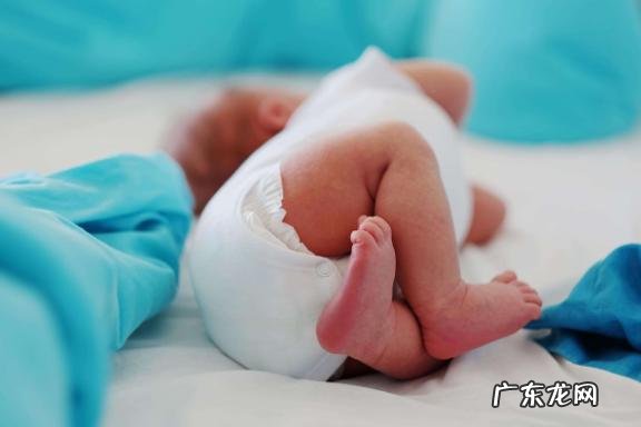 5岁宝宝排便要用尿不湿怎么办-2岁宝宝在尿不湿里大便怎么办