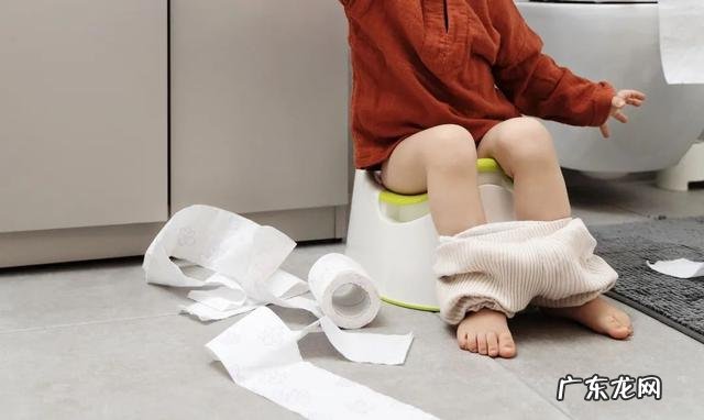 2岁宝宝戒尿不湿的问题-2岁的小孩怎么戒尿不湿