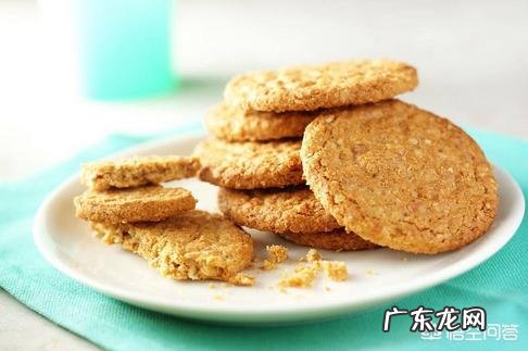 红薯饼不用糯米粉不揉面团的做法 不加糯米粉的红薯饼的做法?