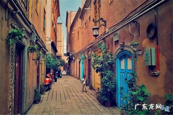 成都周边好玩的地方 新疆好玩的景区排行榜前十