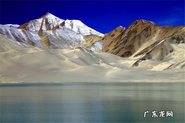 成都周边好玩的地方 新疆好玩的景区排行榜前十