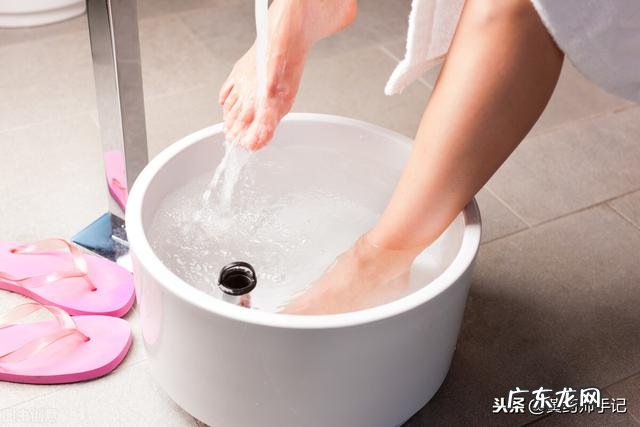 在农村哪三种人端午节家里不能悬挂艾草?