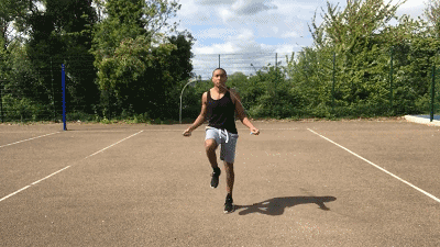 跑步瘦快还是跳绳瘦快 跑步减肥瘦得快还是跳绳瘦得快？