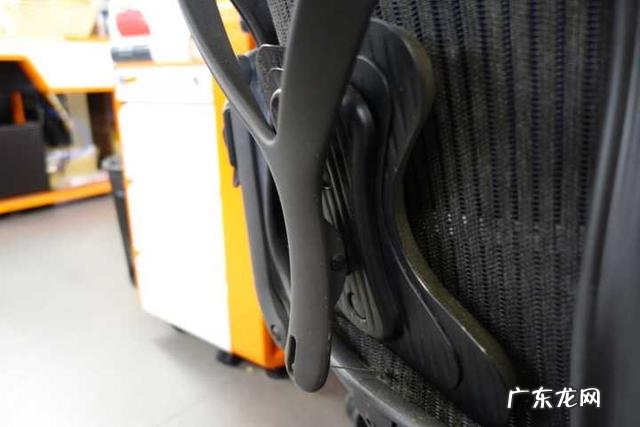 有没有适合胖子穿的跑步鞋,200多斤,脚也宽?