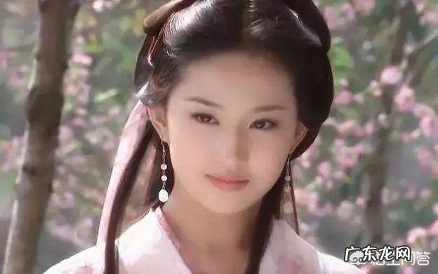 一直坚持锻炼的刘亦菲,为何被嘲身材管理不行?