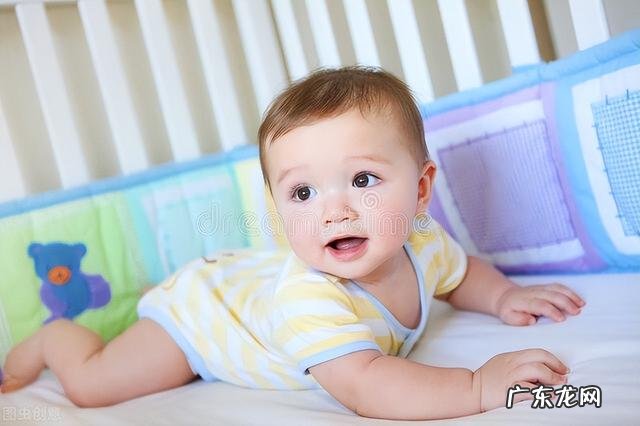 便携式婴儿床的优缺点-婴儿床真的很实用吗