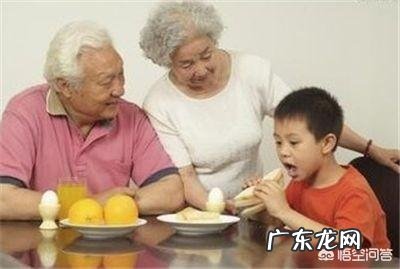 减肥期间，怎么拒绝亲人善意的劝吃？