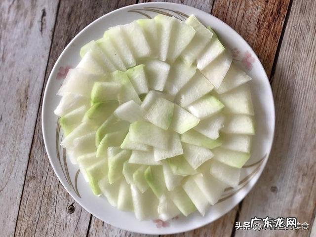 烈日炎炎的夏天，严重影响了食欲，有啥好吃不长胖的美食推荐吗？