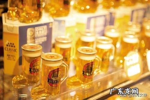 怎样才能收缩毛孔脸上泛油，发黄，该咋办