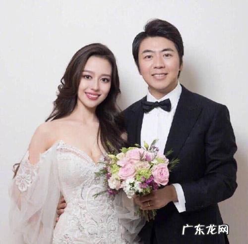 吉娜说什么玩意儿的表情包 吉娜把一手好牌打的稀烂,为何最后坚挺的只剩下胸?