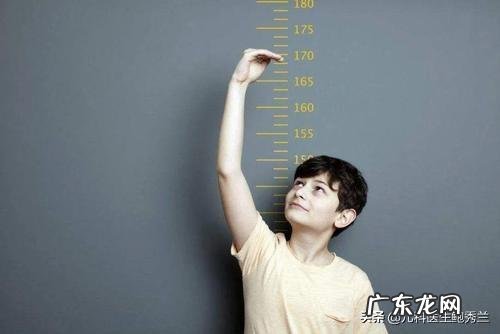 请问专家:激素类药物，正作用和副作用哪个方面对人体影响更大？