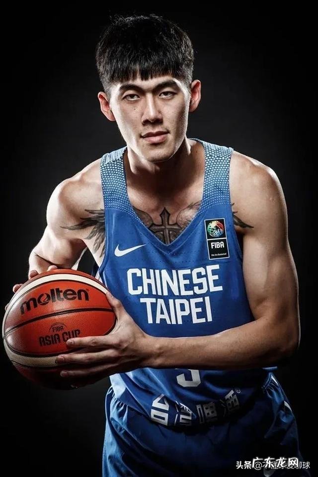 谁是当今CBAdiyi中锋？