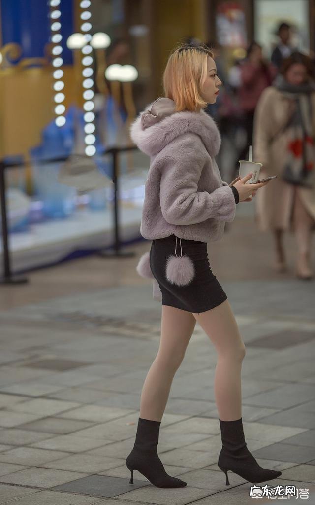 冬天穿光腿神器加上小裙子很暴露吗?怎么搭配?