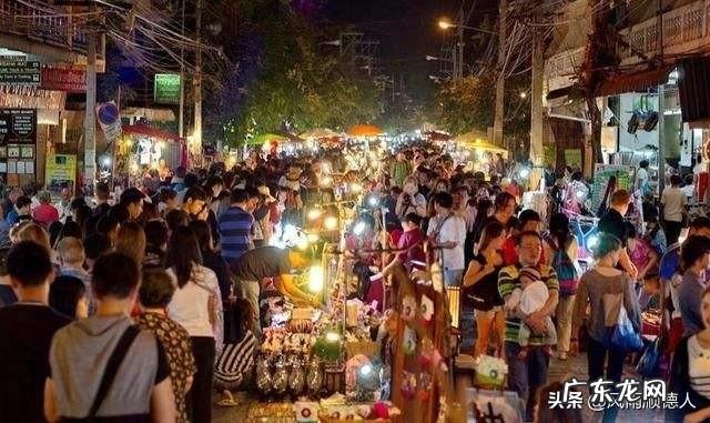 都摆地摊谁去消费,钱从哪里来?