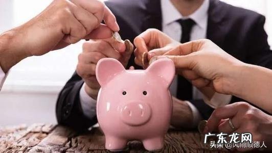 都摆地摊谁去消费,钱从哪里来?