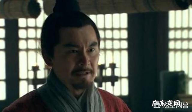 为什么后背会长小疙瘩、痘痘？