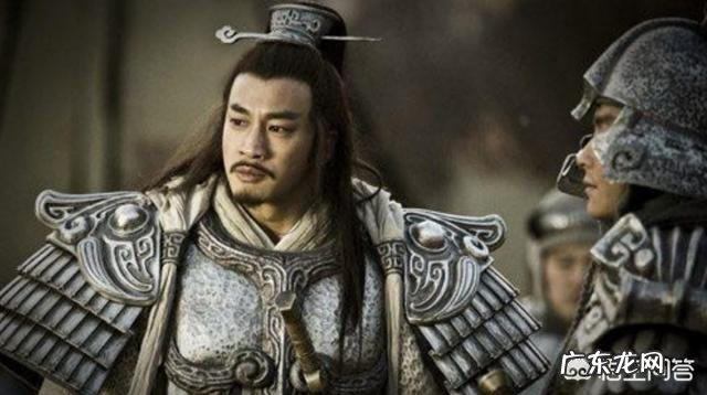 为什么后背会长小疙瘩、痘痘？