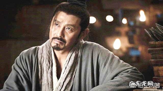 为什么后背会长小疙瘩、痘痘？