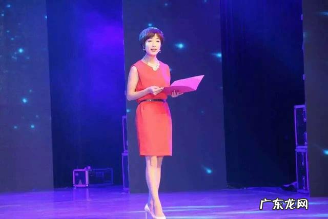 朗诵唐诗对口语表达有帮助吗