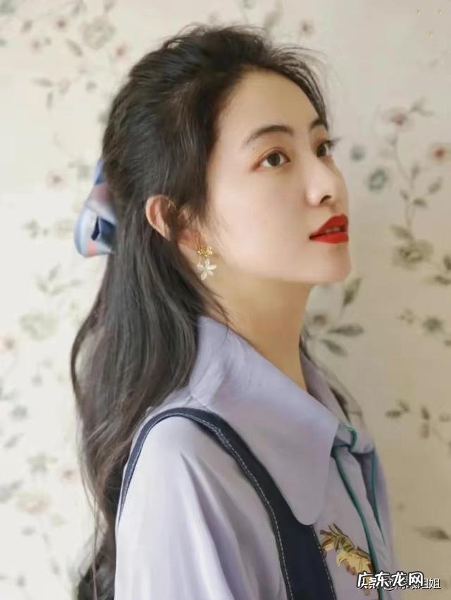 小个子黑长直发型 黑长直的减龄发型